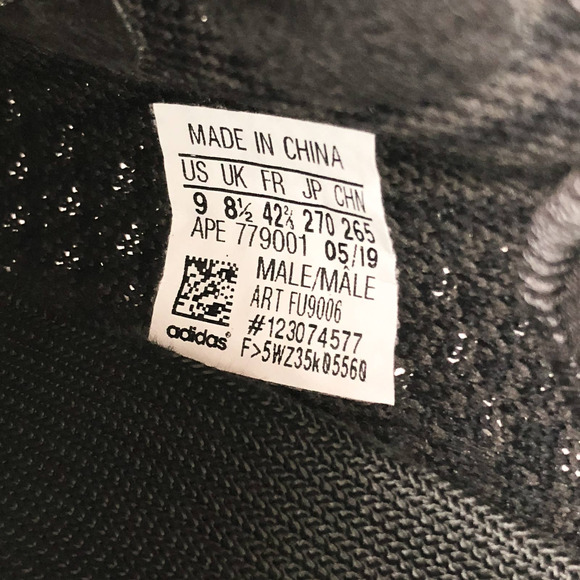 Adidas Yeezy Boost 350 V2 Static Black Non-Reflective Running Shoes 9 - Picture 12 of 12